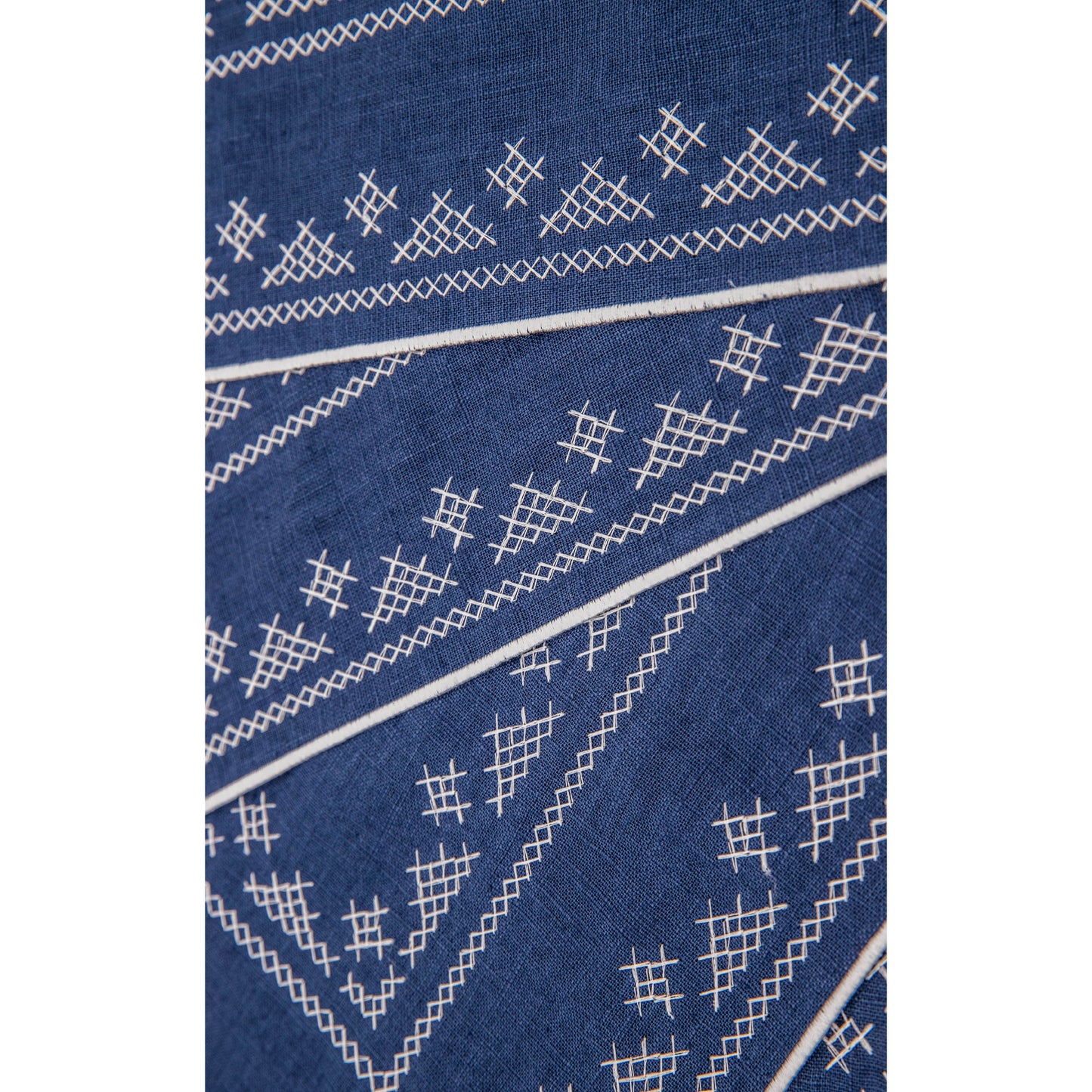 Pedralbes Placemats in Navy – Set of 4