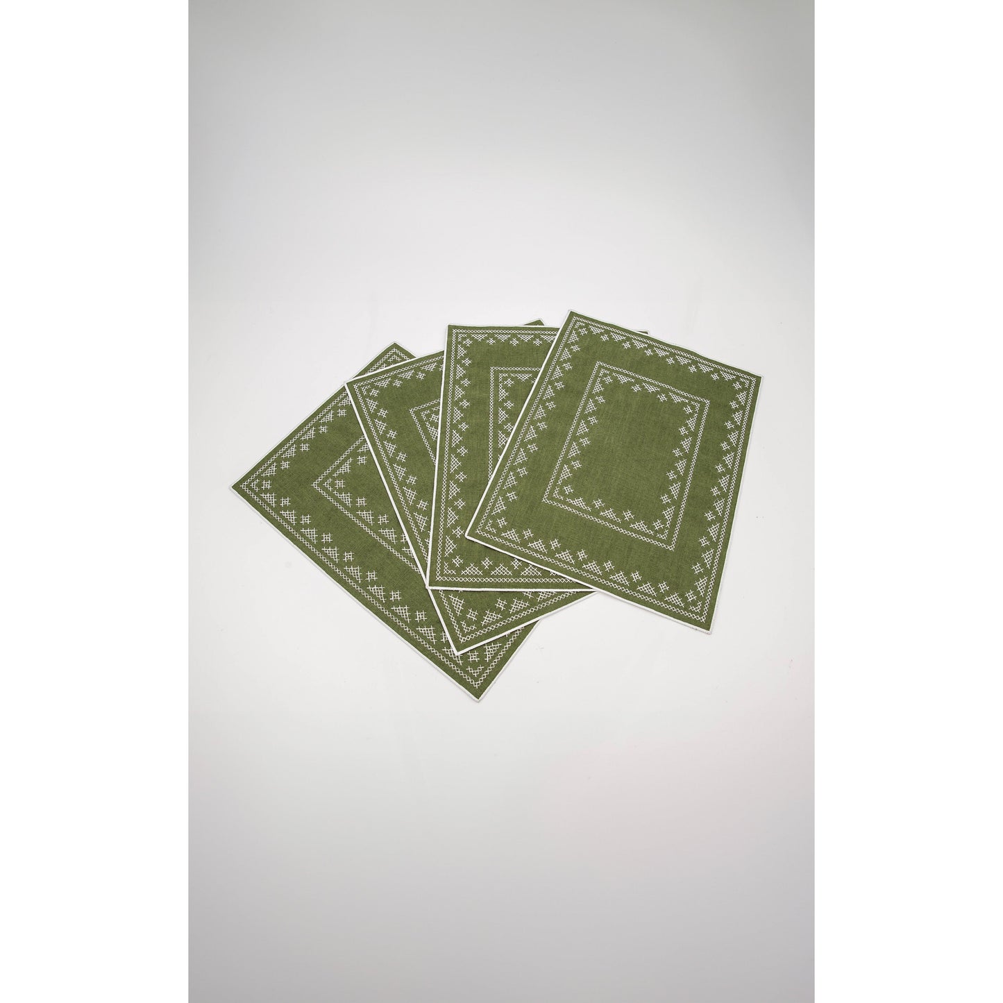 Pedralbes Placemats in Olive – Set of 4