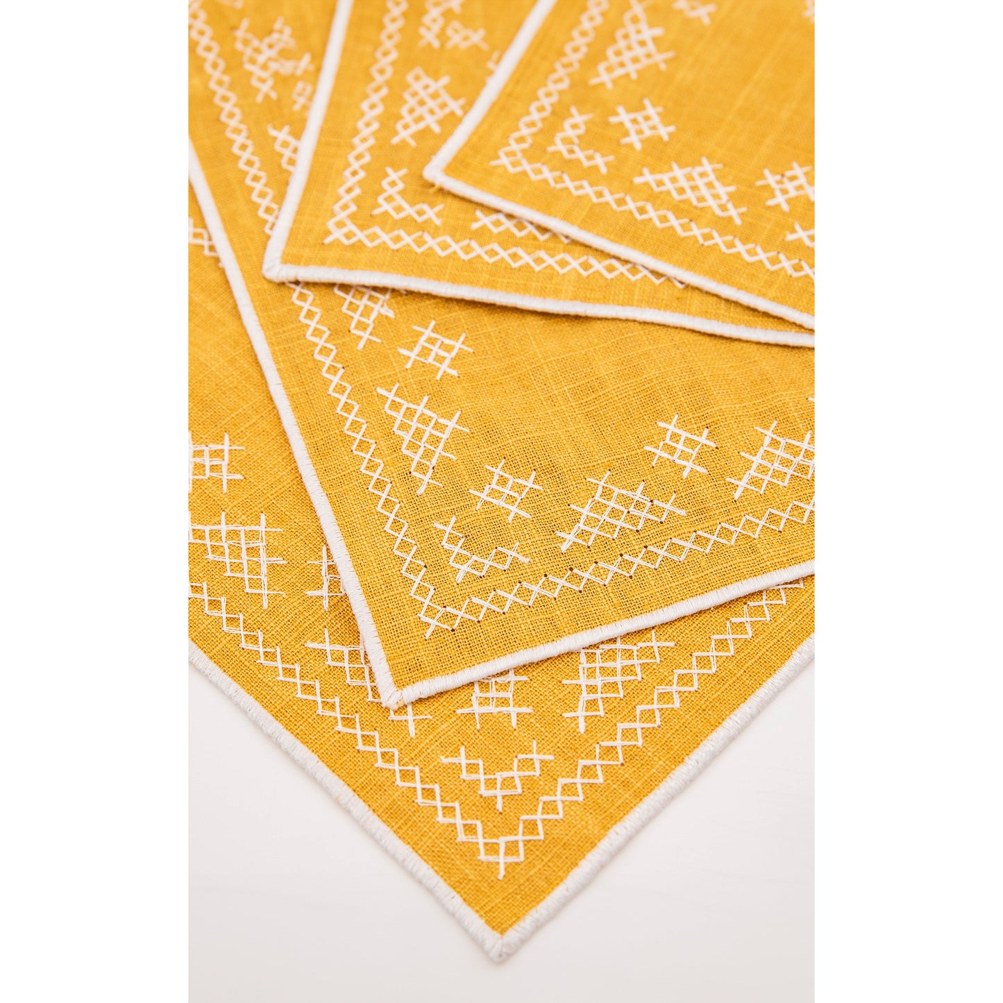 Pedralbes Placemats in Marigold – Set of 4