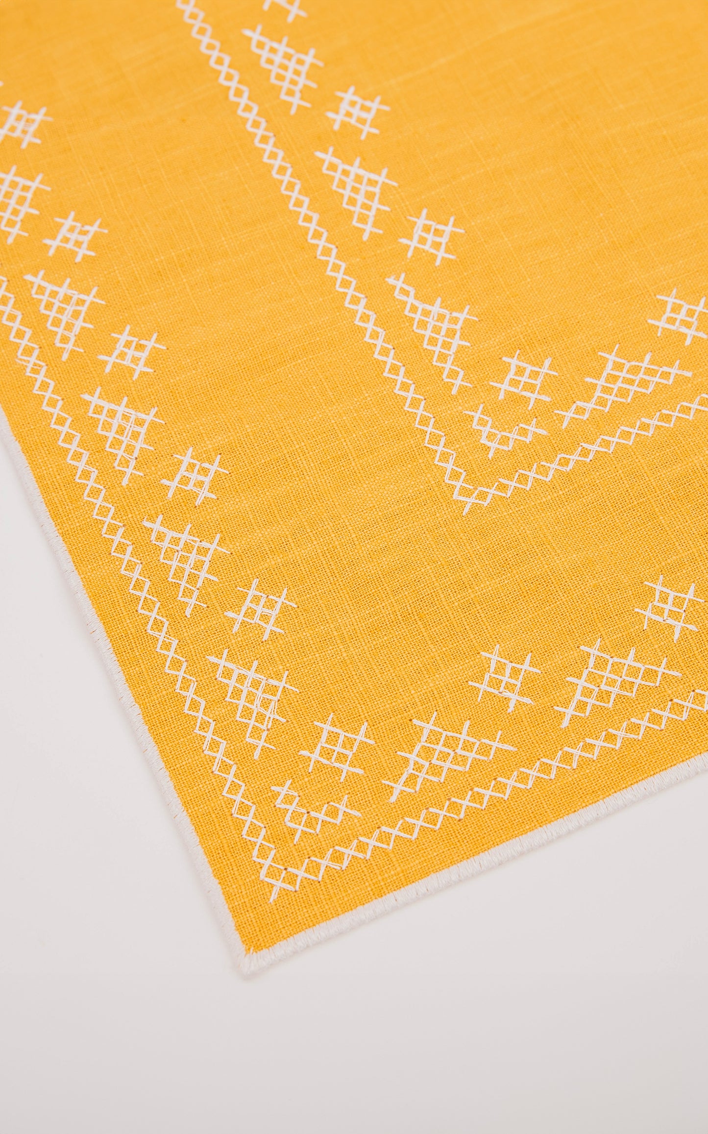 Pedralbes Placemats in Marigold – Set of 4
