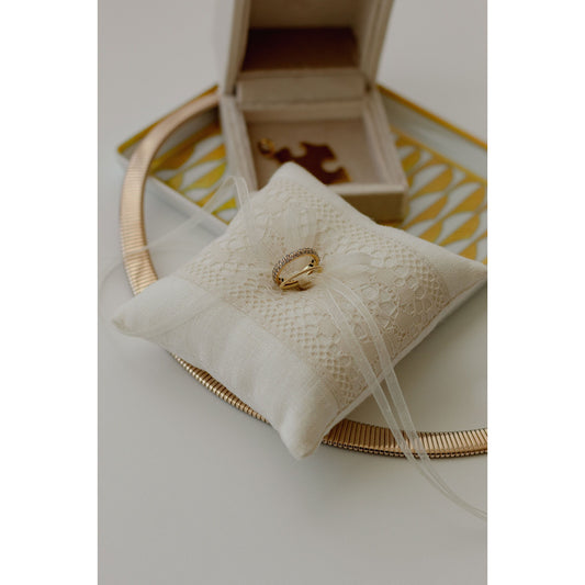 Ivory Lace Ring Pillow