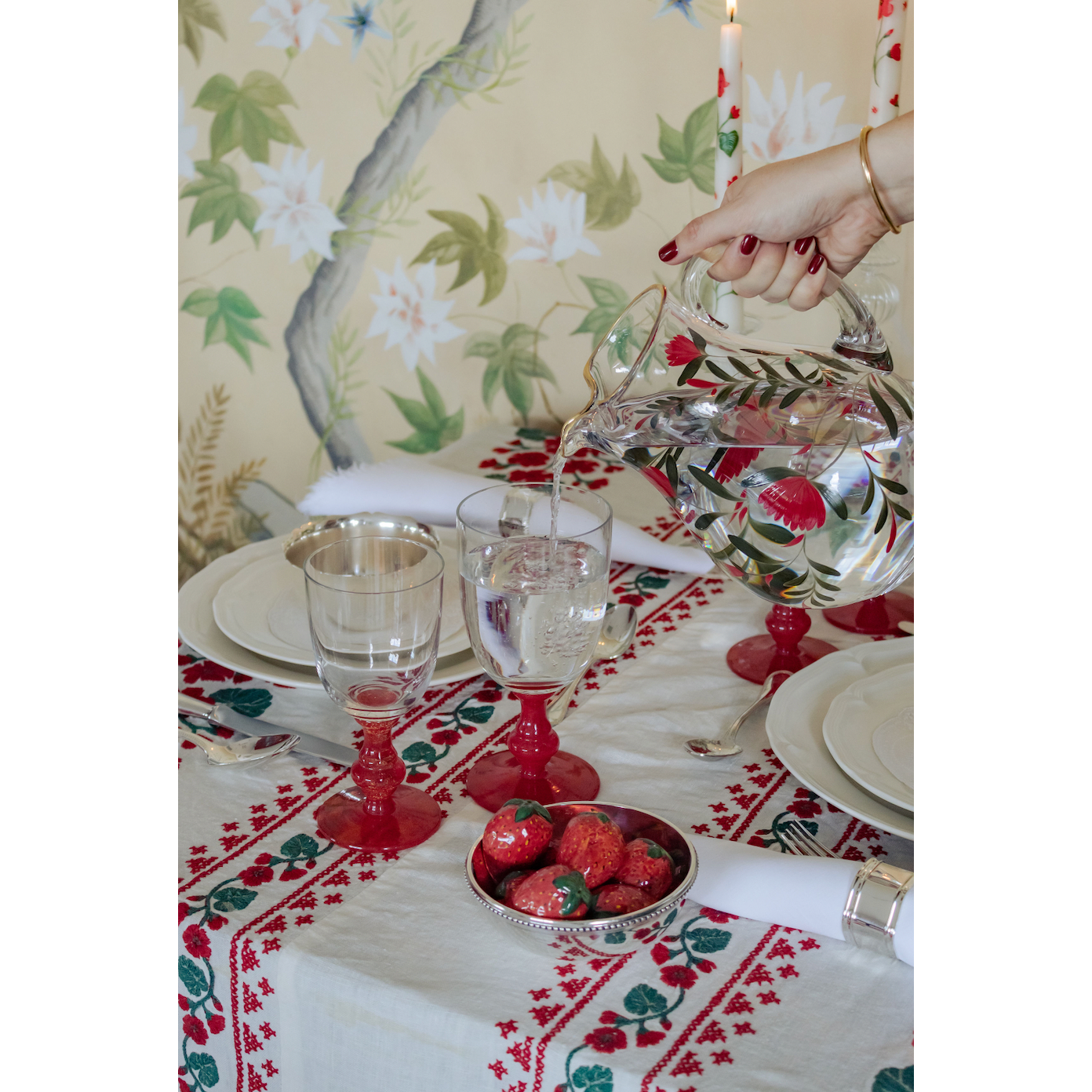 Geranio Hand-painted Pitcher