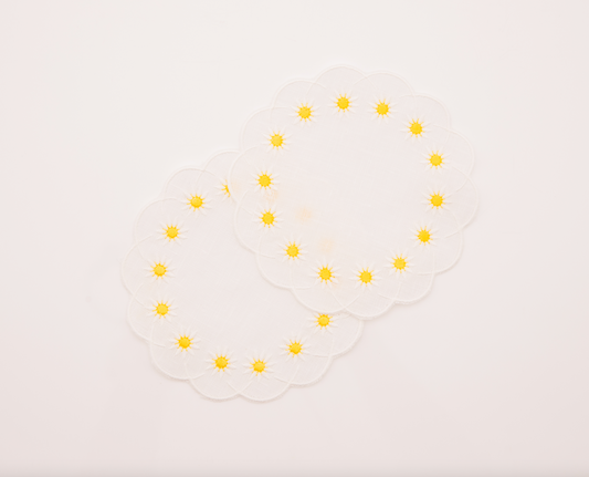 Daisy Coaster in White, Set of 4