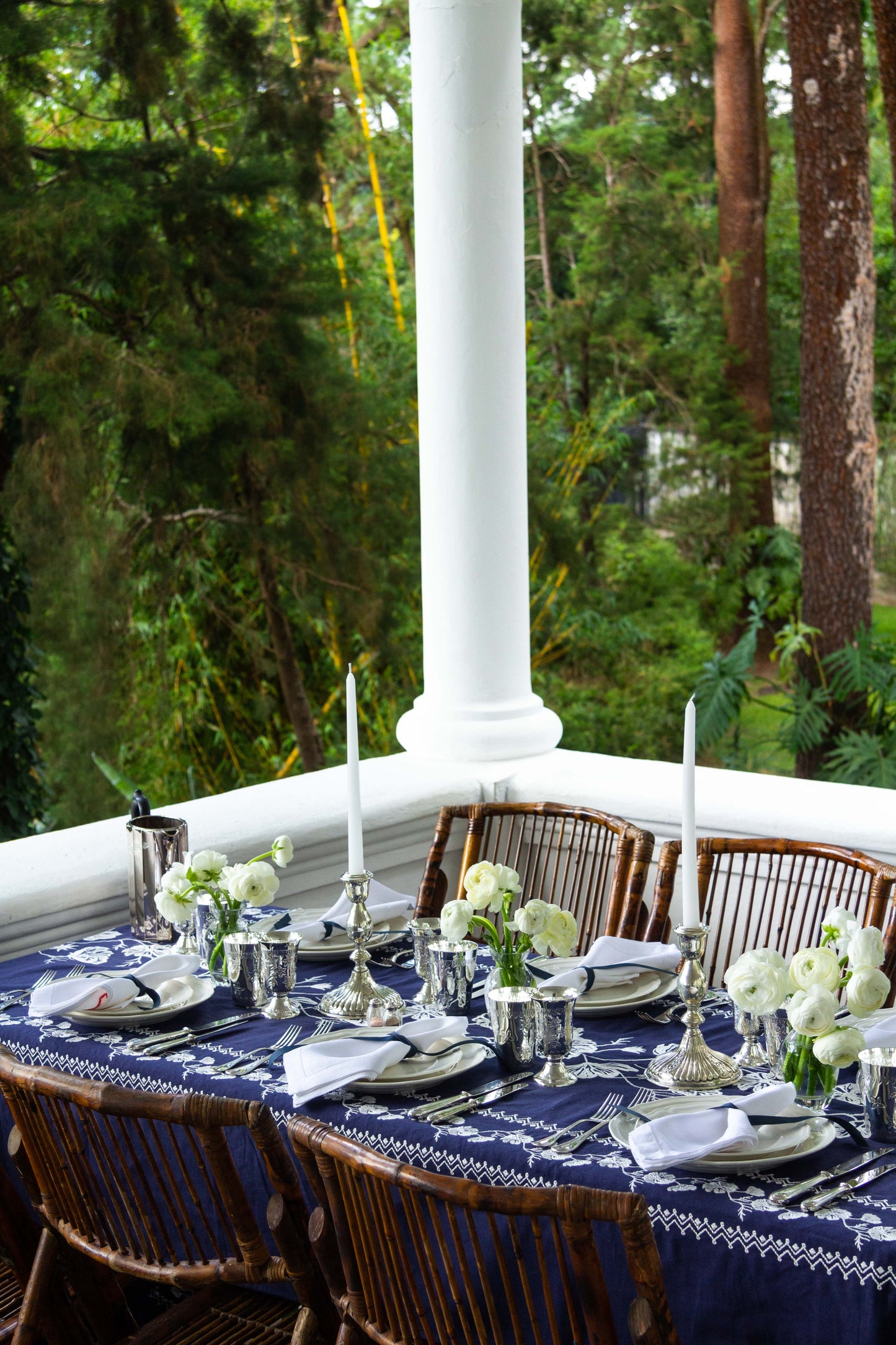 Cosmo Navy Rectangular Tablecloth for 8