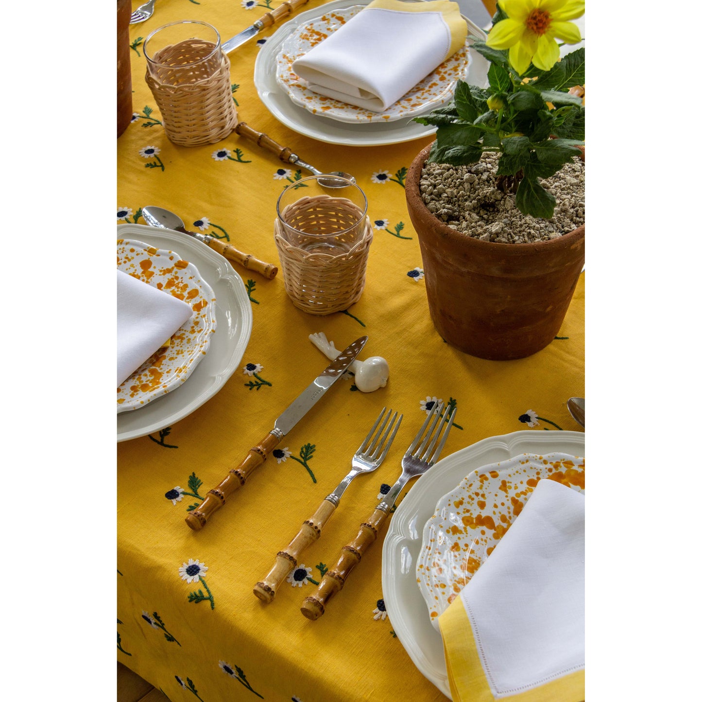 Manzanilla Mustard Rectangular Tablecloth