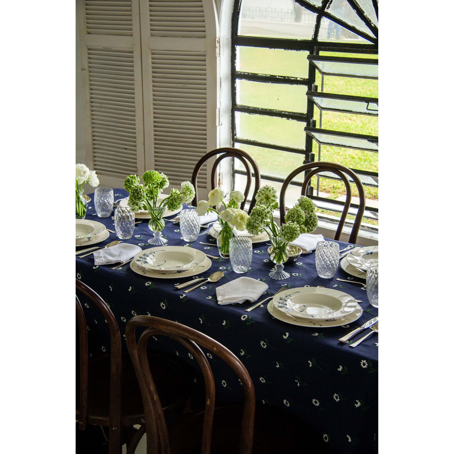 Manzanilla Navy Rectangular Tablecloth