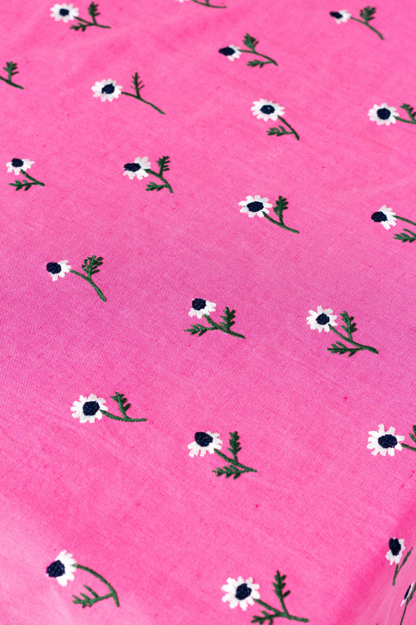Manzanilla Bougainvillea Rectangular Tablecloth for 6