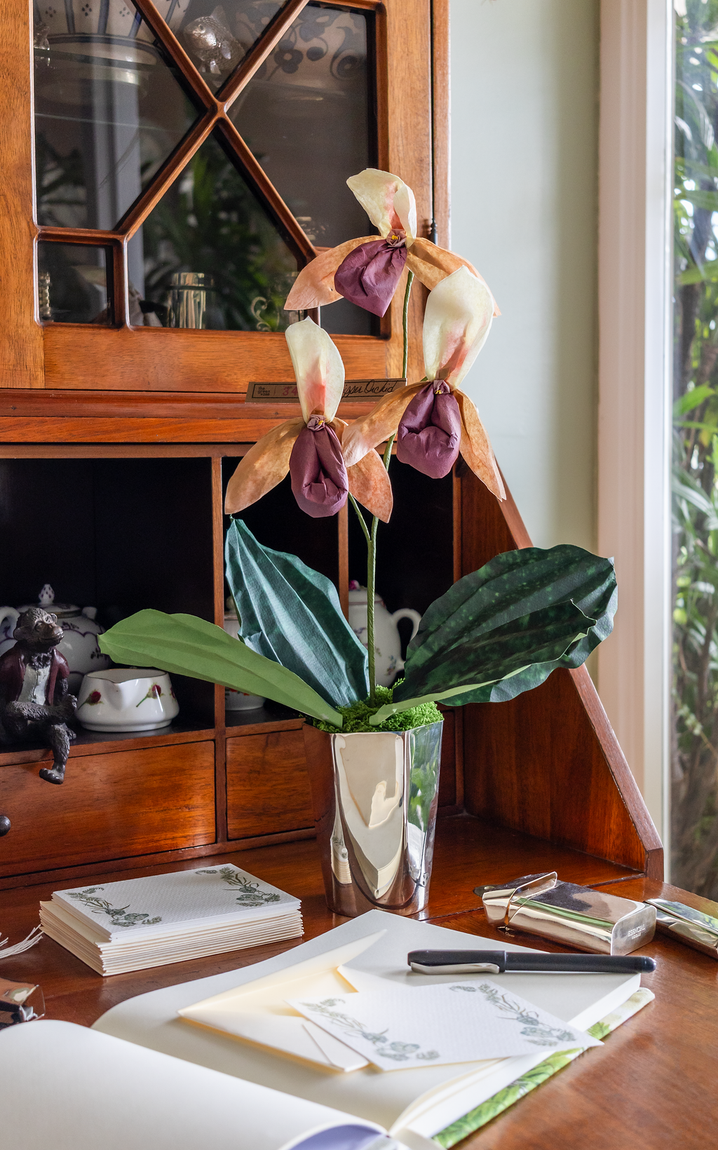 The Green Vase x Esencial