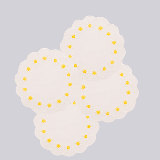 Daisy Coaster in White, Set of 4