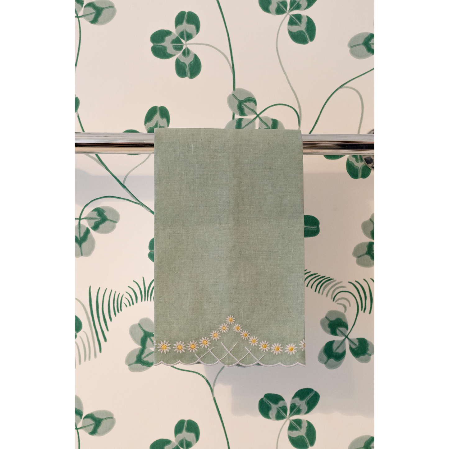 Daisy Guest Towel in Celadon