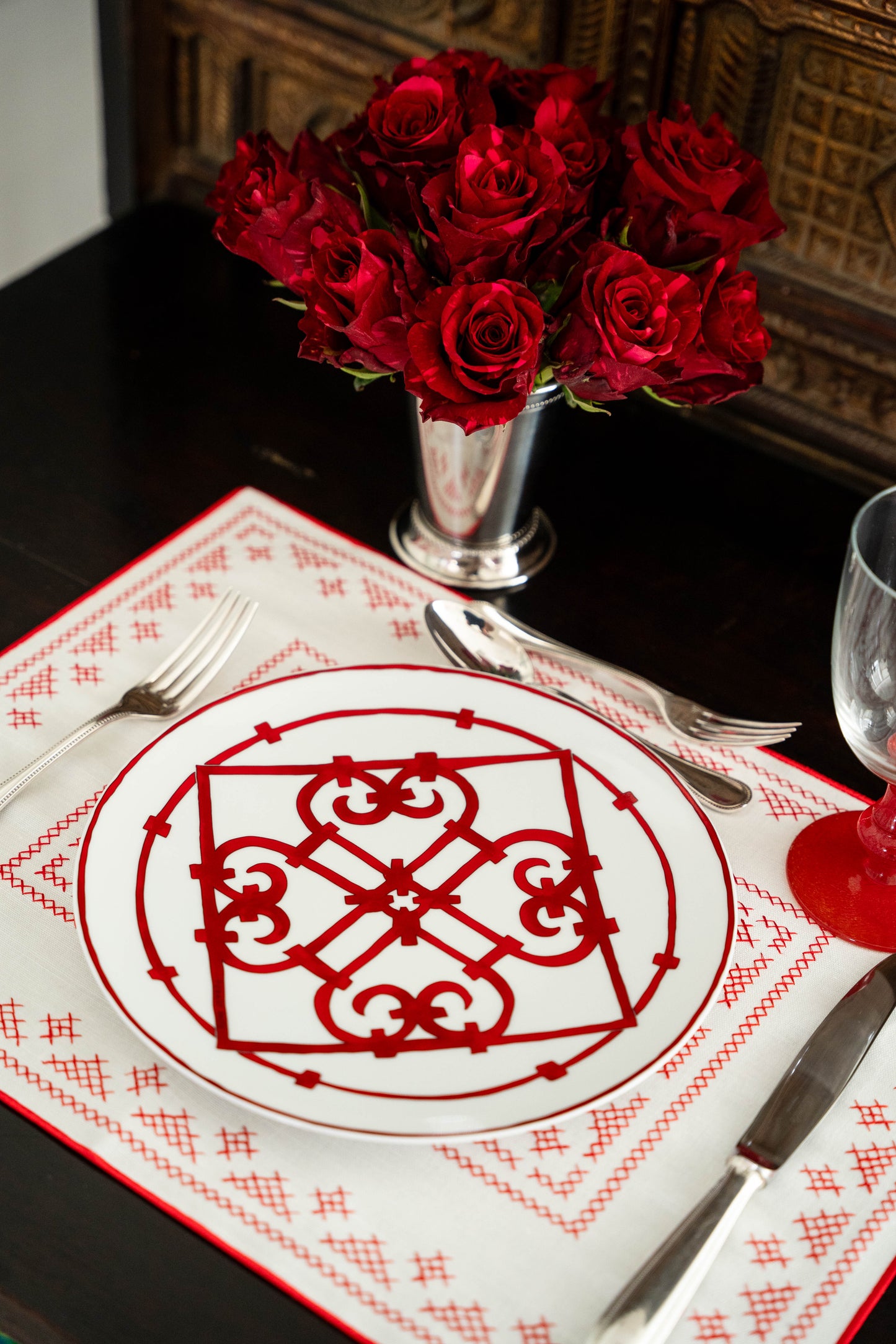 Pedralbes Placemat in Cherry Red