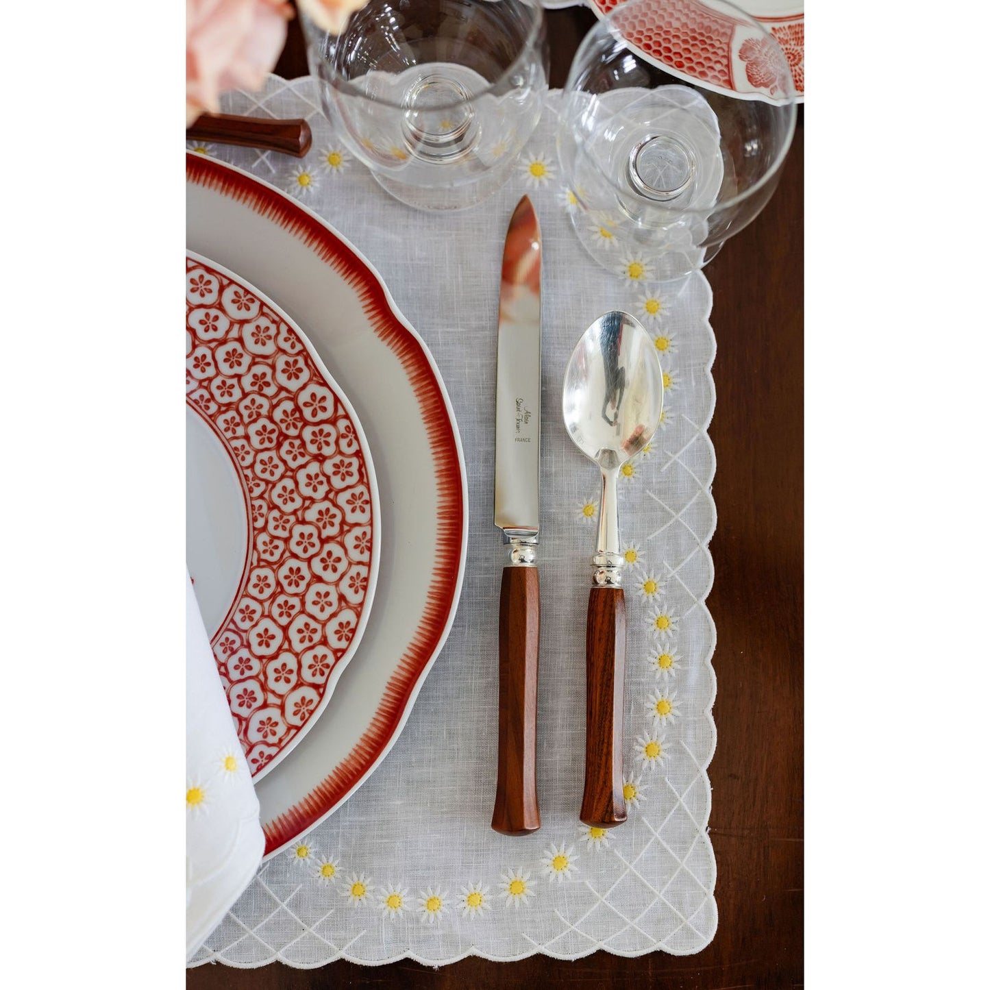 Daisy Placemat in White