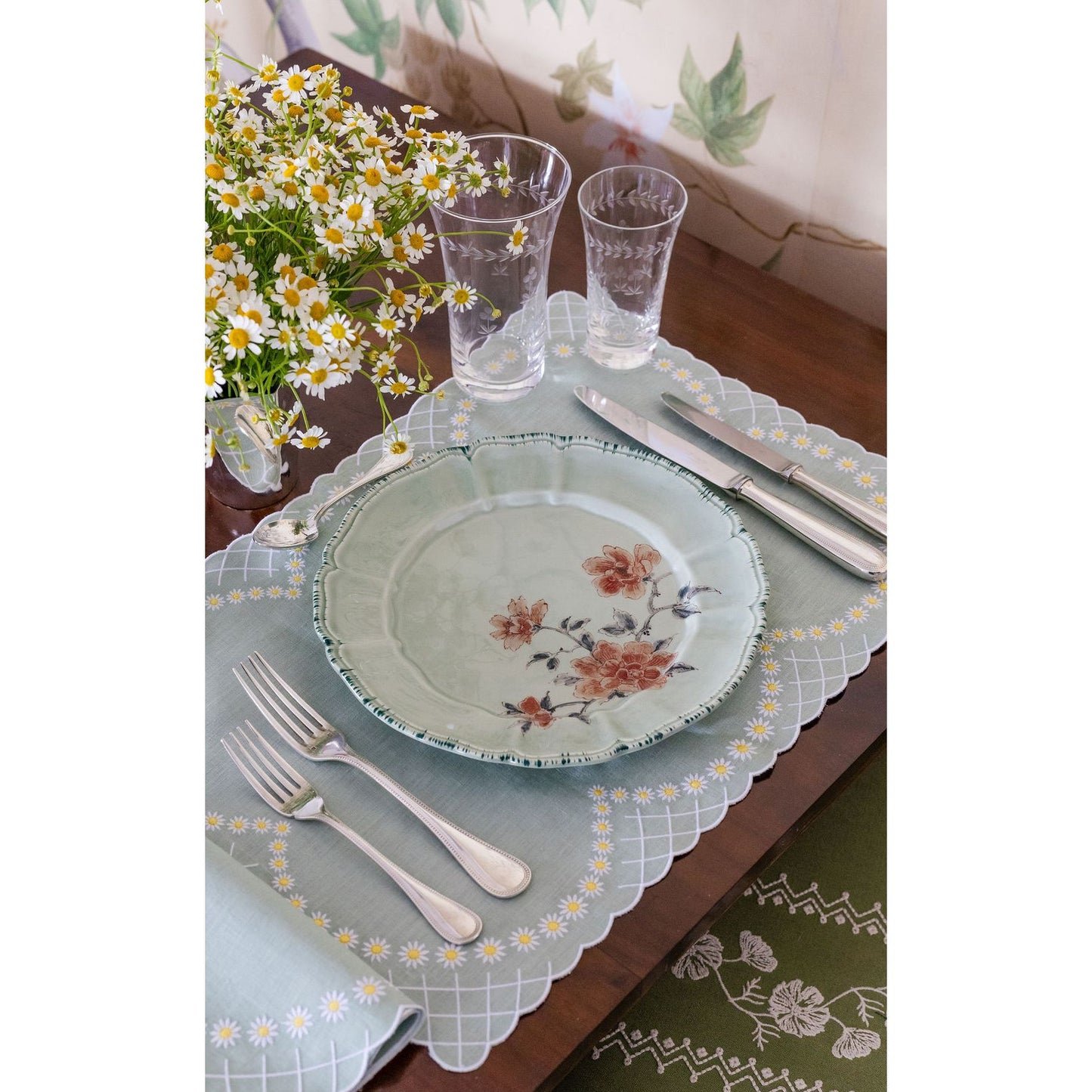 Daisy Placemat in Celadon