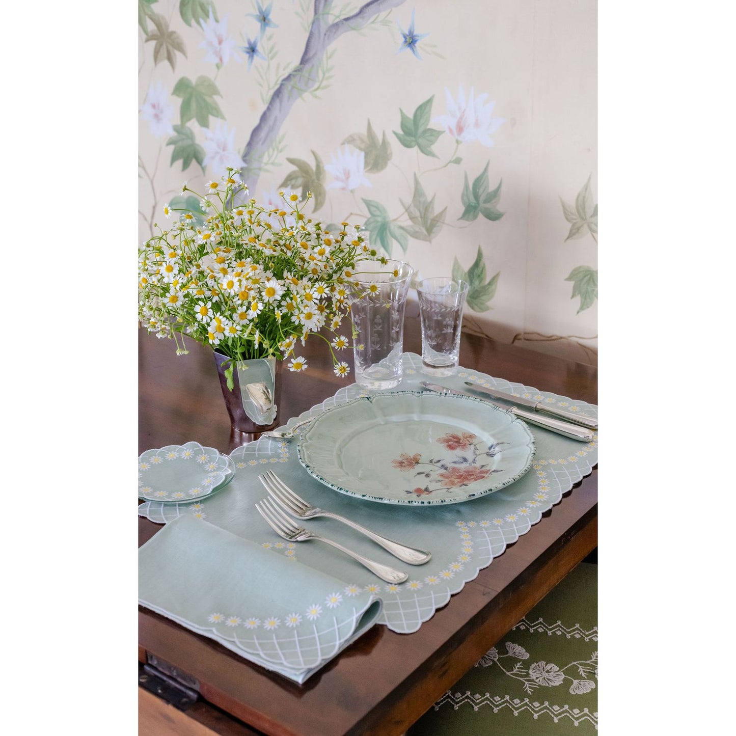 Daisy Placemat in Celadon