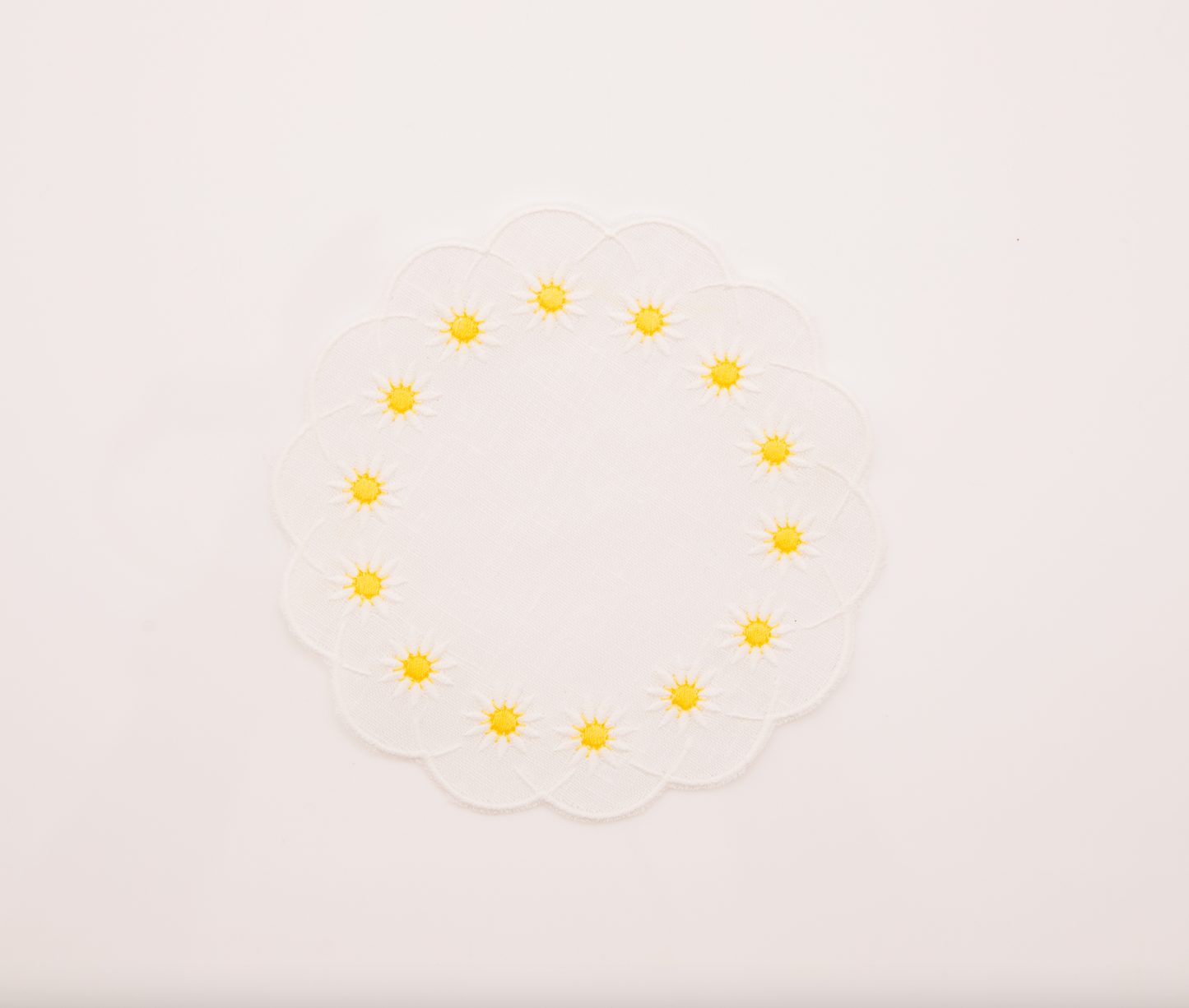 Daisy Coaster in White, Set of 4