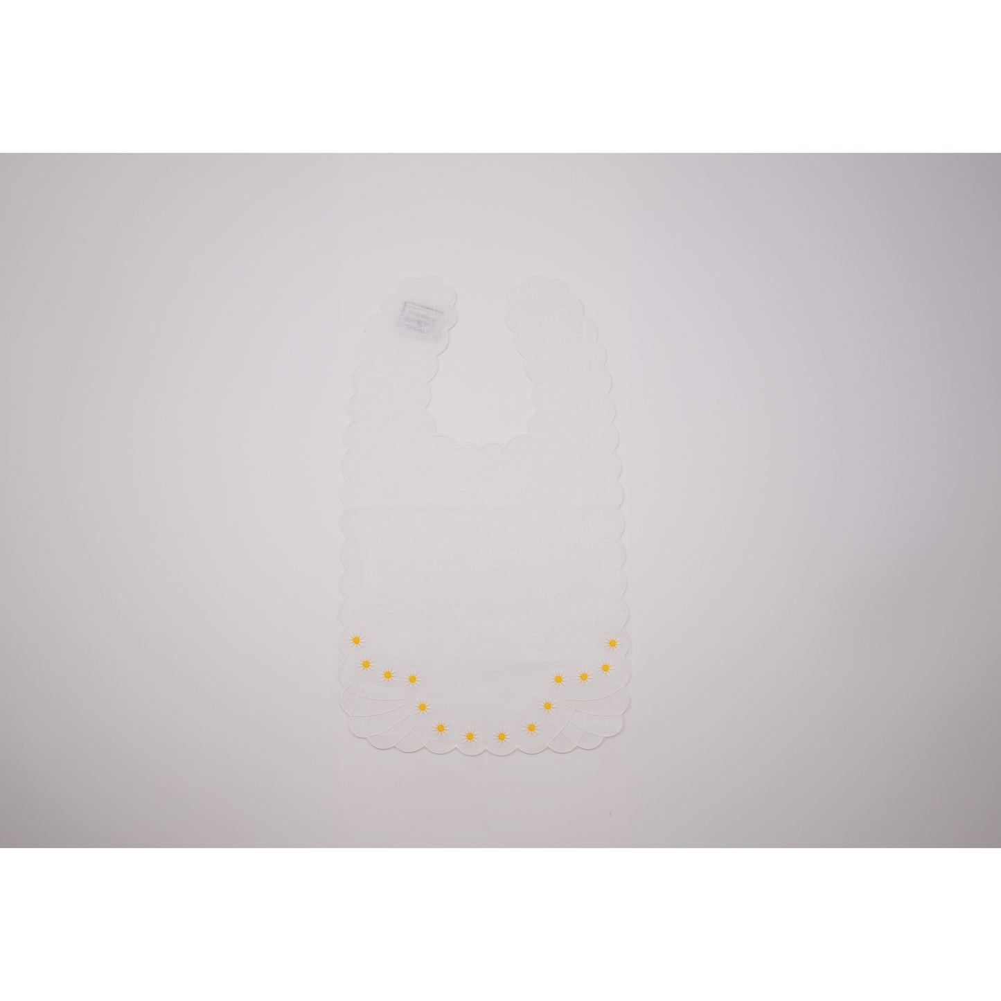 Daisy Bib in White