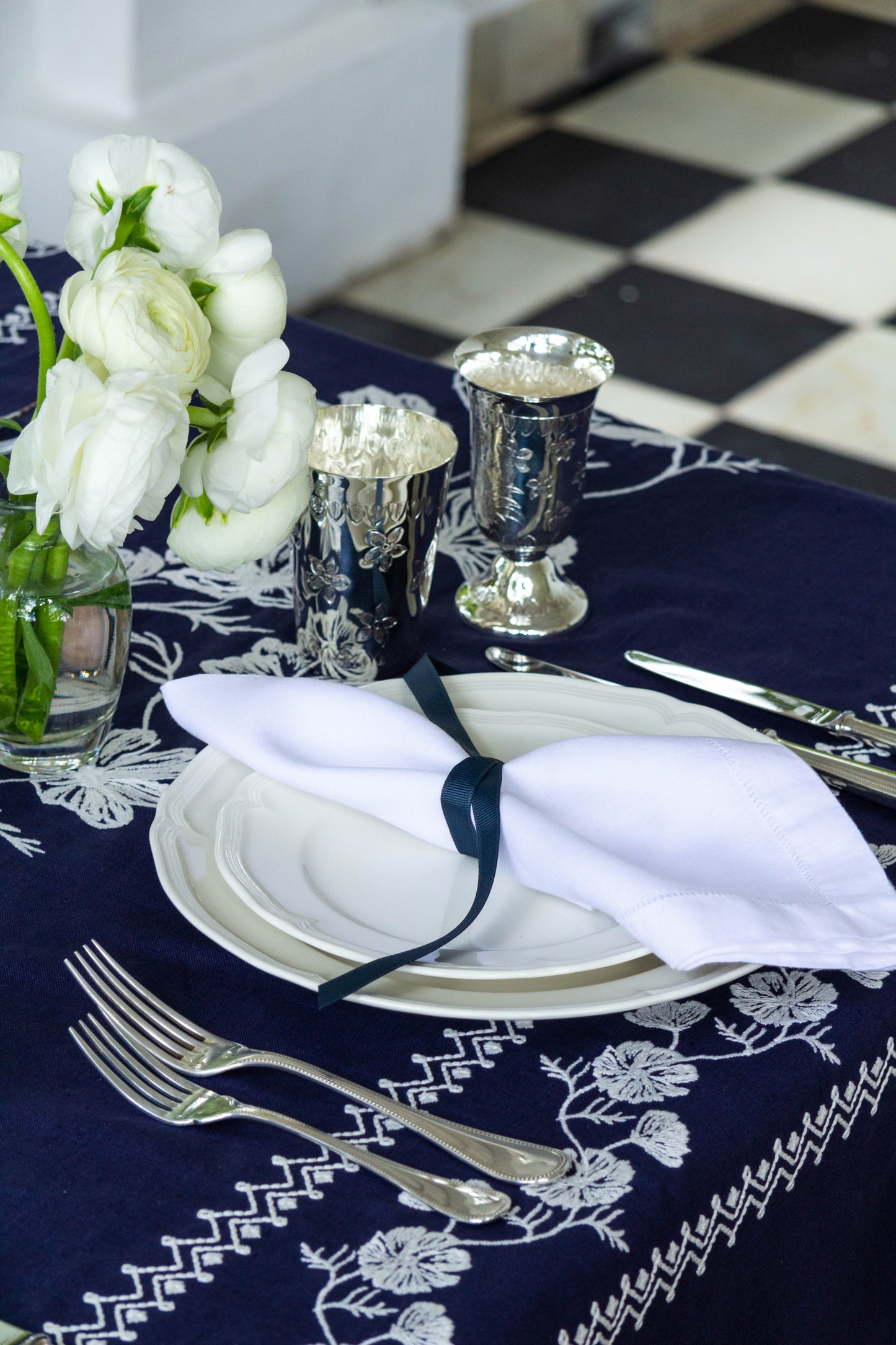 Cosmo Navy Rectangular Tablecloth for 8