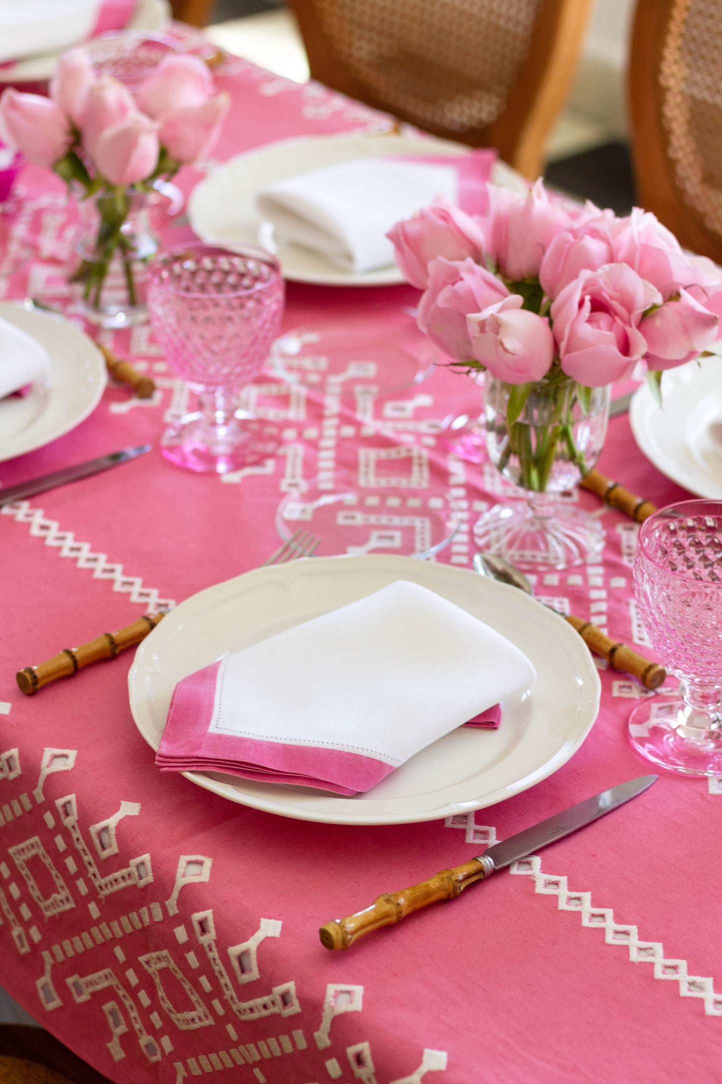 Ojete Bougainvillea Rectangular Tablecloth for 6